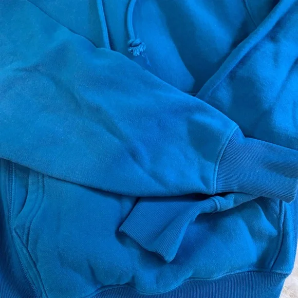 Blue reverse weave Champion hoodie-great condition!💙FINAL MARKDOWN💙 - Picture 15 of 16